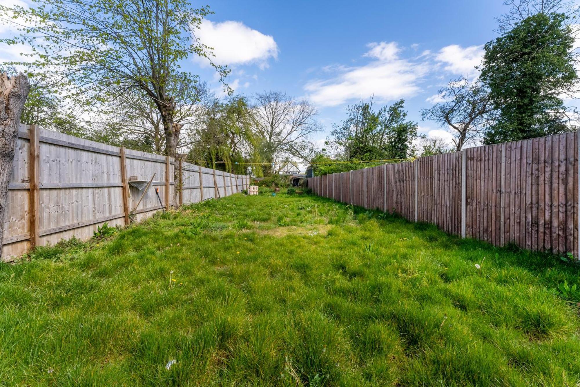Stylish Wembley Gem - Parking -Sleeps 14 London Exterior photo